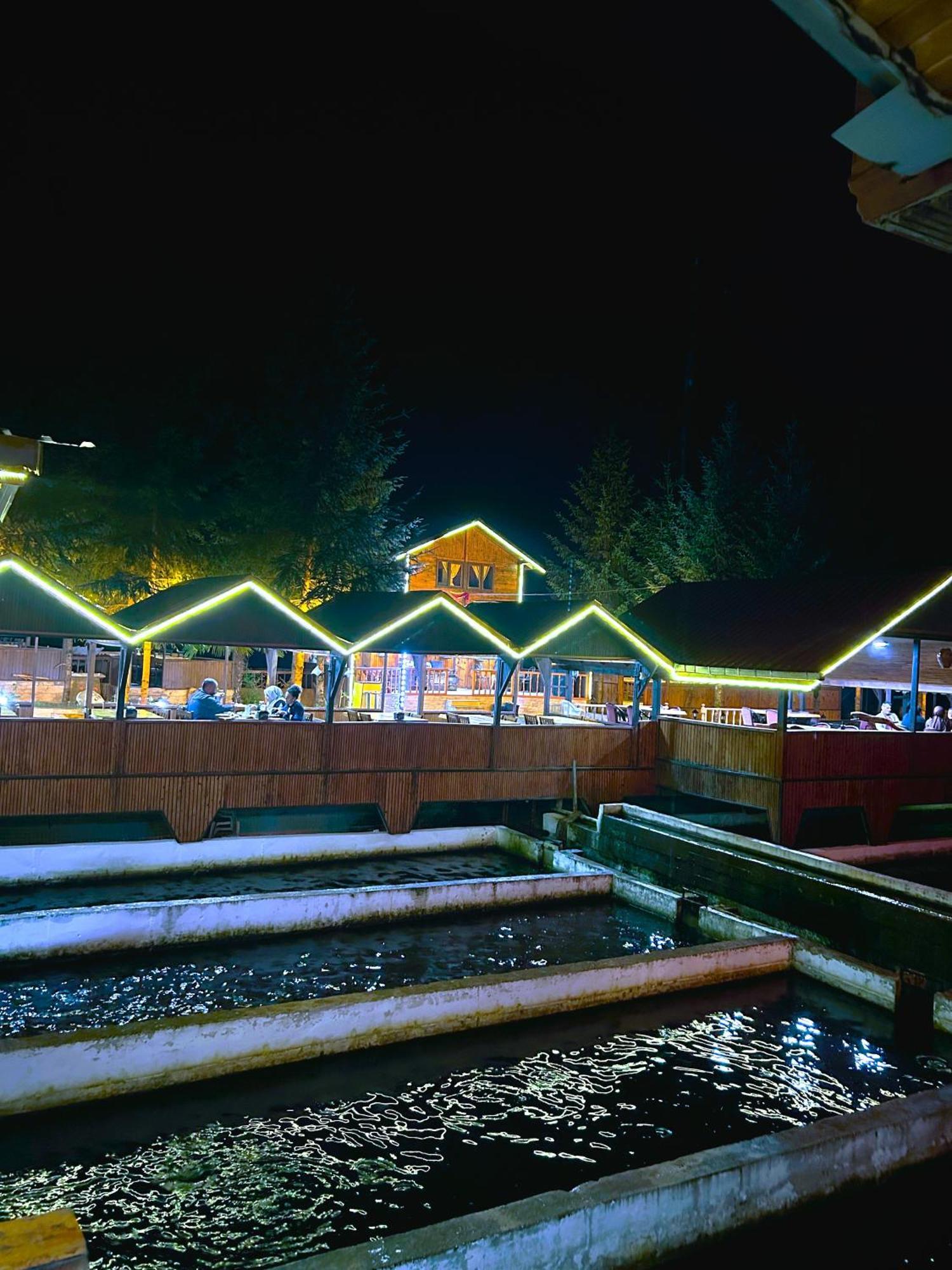 Isikli Kale Hotel Caykara ภายนอก รูปภาพ